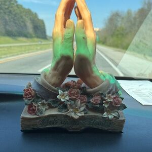10” Vintage 1990s Floral Praying Hands Home Decor Sculpture